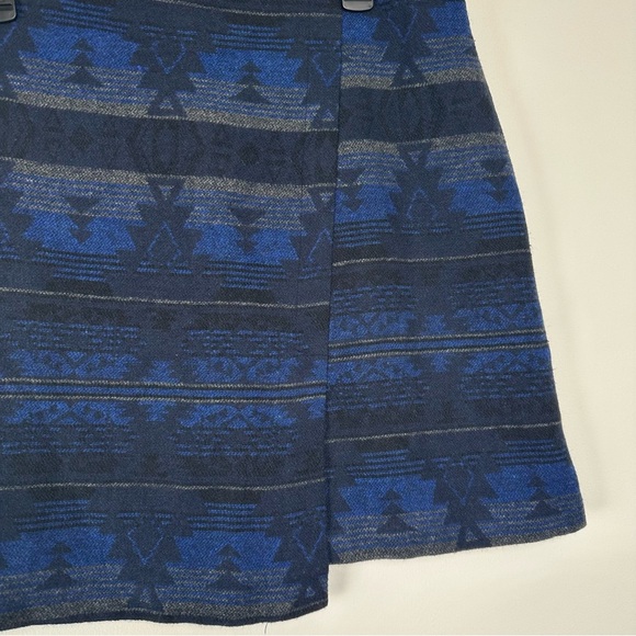 Dalia Collection Skirt Size 12 Blue Wool Blend Asymmetrical Aztec Western Rodeo - Picture 4 of 12